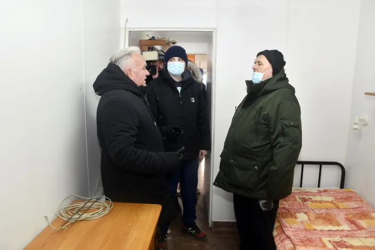 Pomoć koju su čekali: Kontejnersko naselje u Petrinji spremno je za 23 ljudi koji nemaju krov nad glavom