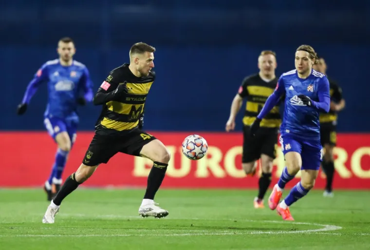 BITKA ZA VRH: Bjelica se vratio na Maksimir, pogledajte kako se pozdravio s Mamićem