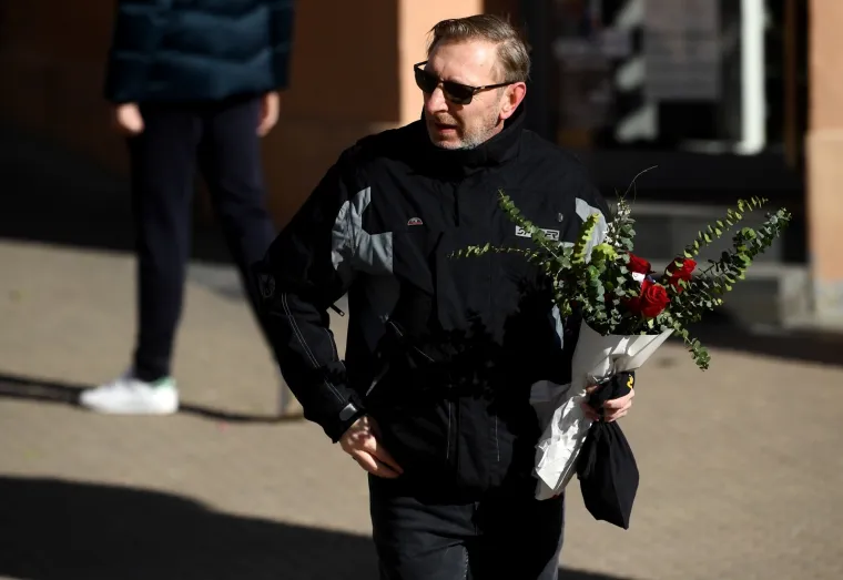 Koroni usprkos, građani su danas slavili ljubav: Pogledajte kako je izgledalo Valentinovo diljem Hrvatske
