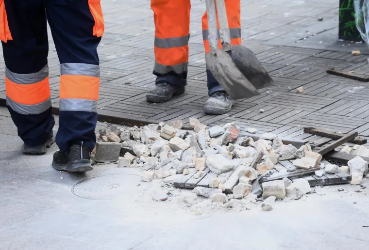 Na zagrebačkoj Ilici i u Preobraženskoj padala fasada