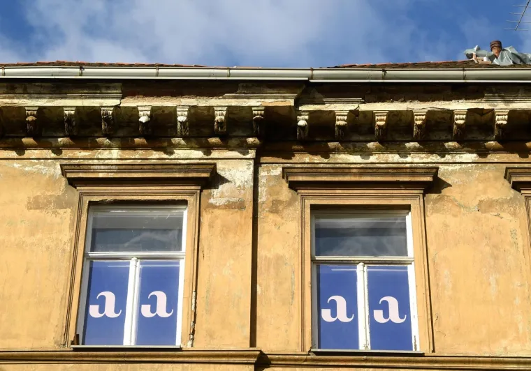 Na zagrebačkoj Ilici i u Preobraženskoj padala fasada