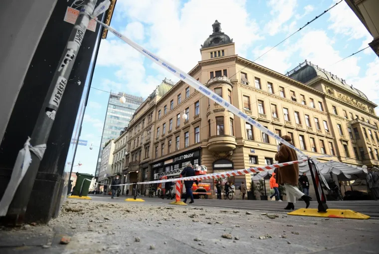 Na zagrebačkoj Ilici i u Preobraženskoj padala fasada