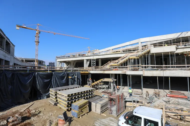 U zapadnom dijelu Zagreba gradi se novi trgovački centar! Radovi su u punom jeku, a nalazi se kraj jednog drugog centra