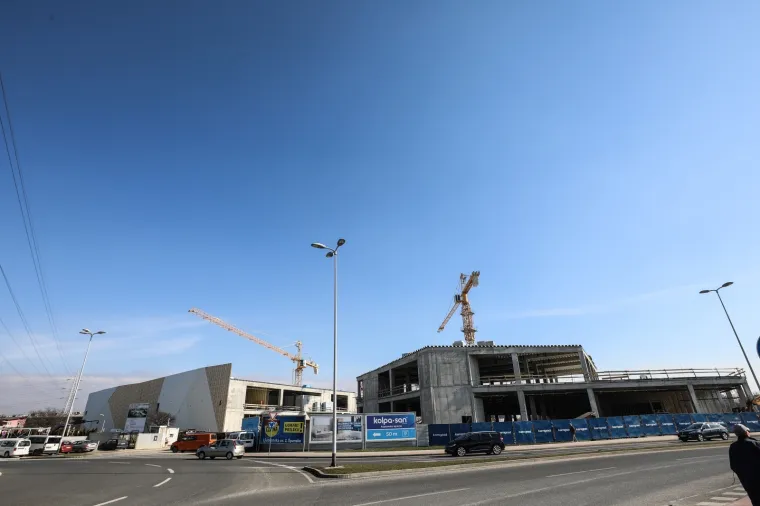 U zapadnom dijelu Zagreba gradi se novi trgovački centar! Radovi su u punom jeku, a nalazi se kraj jednog drugog centra