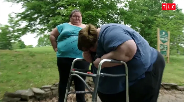 ZAJEDNO SU IMALE VIŠE OD 450 KG, OVO JE PRIČA O NJIHOVOJ BORBI ZA ŽIVOT: Jedna je bila toliko pretila da joj se masnoća skupila u kvrgu na čelu