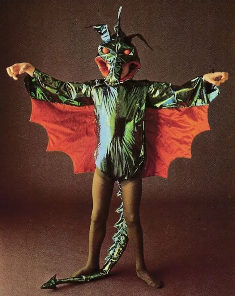 DANAS SU MA&Scaron;KARE, NADAMO SE DA IMATE BOLJE IDEJE OD OVIH: Maske iz 60-ih su toliko bizarne da graniče sa zdravim razumom