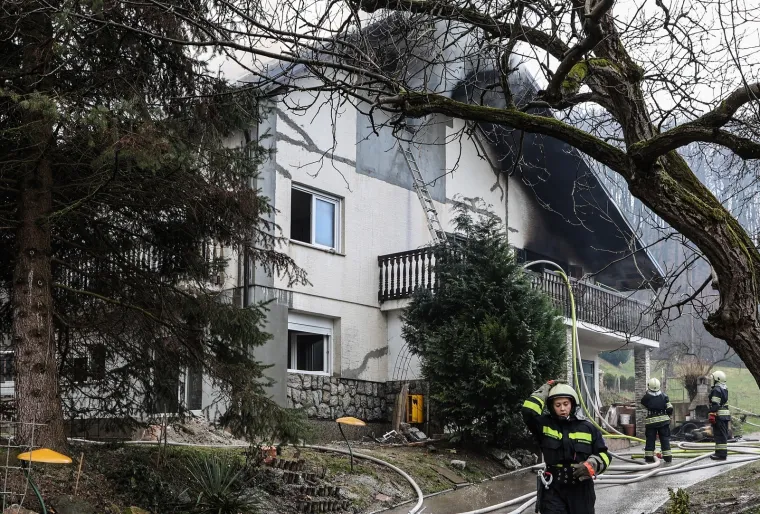 Požar progutao kuću u zagrebačkom Dankovcu