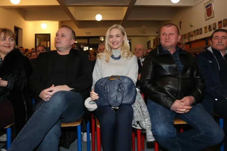 BANDIĆ JU ŽELI ZA ZAGREPČANKU GODINE: Ru&scaron;ila je modne piste, a sada lovi novu laskavu titulu