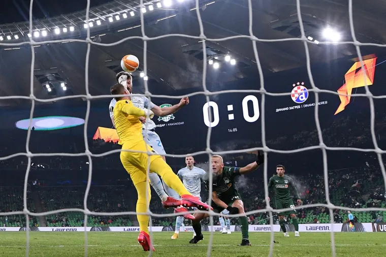 [FOTO] NOĆ ZA PAMĆENJE BRUNE PETKOVIĆA: Prizori za vječnost u hladnoj zimskoj ruskoj noći, velikoj za Dinamo