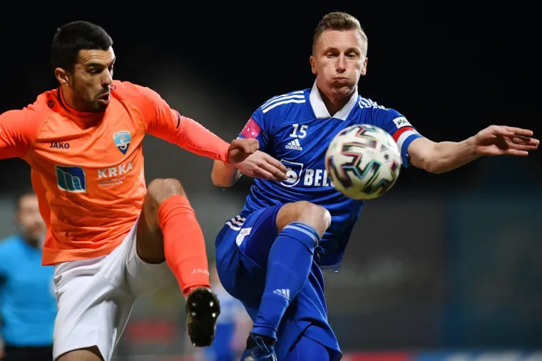 [FOTO] TOMISLAV STIPIĆ U TRANSU: Genijalni trener Slavena umalo je dobio srčani nakon gola svoje momčadi za 2:2