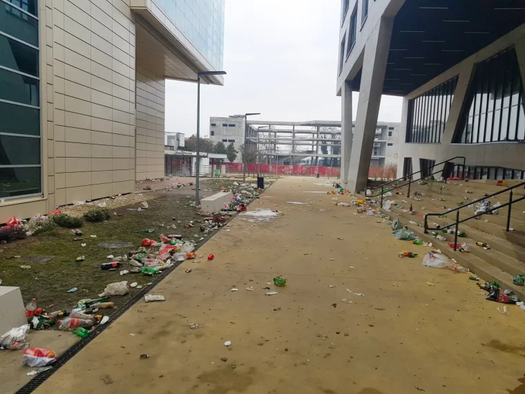I kad je ekologija u pitanju, valjalo bi misliti na druge: Evo kako izgleda kampus u Osijeku nakon tuluma studenata