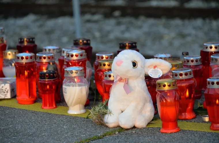 Pogledajte dirljive prizore koji mame suze na oči: Građani se opra&scaron;taju od legendarnog panonskog mornara