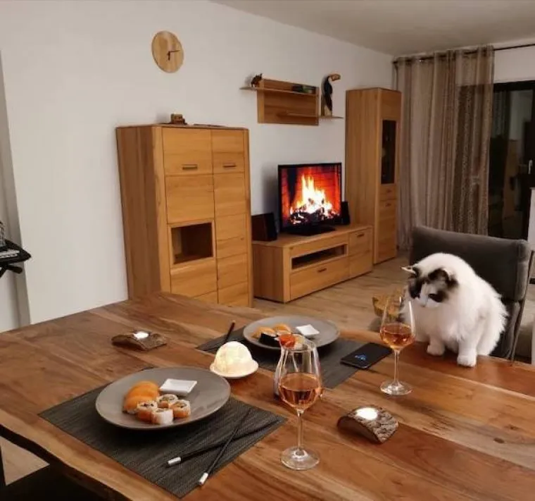 GORKO SLATKI MEMOVI U KOJIMA ĆE SE PREPOZNATI SVI SAMCI: Nemaju sreće u ljubavi, ali dobro trpe &scaron;alu na vlastiti račun