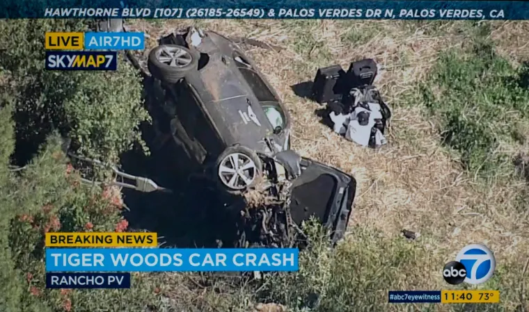 Nesreća se dogodila u 7.12 ujutro po lokalnom vremenu u blizini naselja Rolling Hills Estates i Rancho Palos Verdes, priopćili su iz ureda šerifa za područje Los Angelesa.