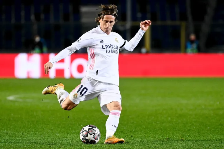 LUKA JE ODIGRAO HRABRU UTAKMICU: Trudio se, pucao, driblao, bio je vođa