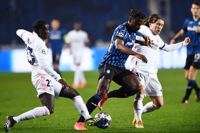 LUKA JE ODIGRAO HRABRU UTAKMICU: Trudio se, pucao, driblao, bio je vođa