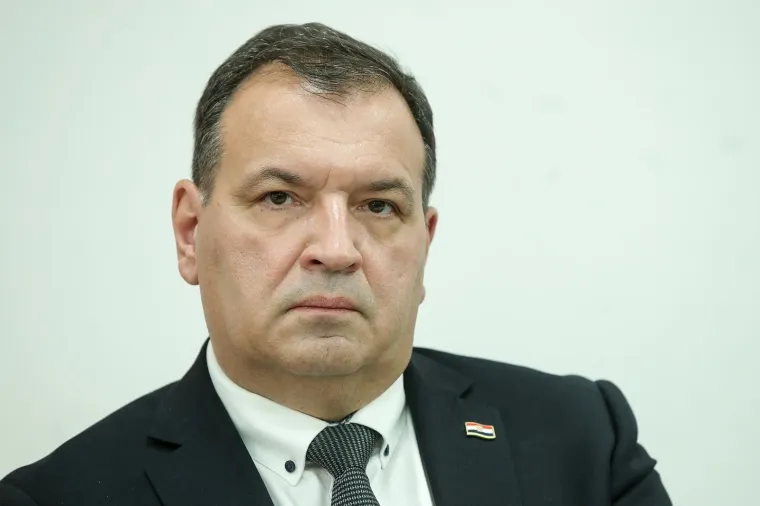 Fotogalerija - Čelni ljudi Stožera na početku i sad