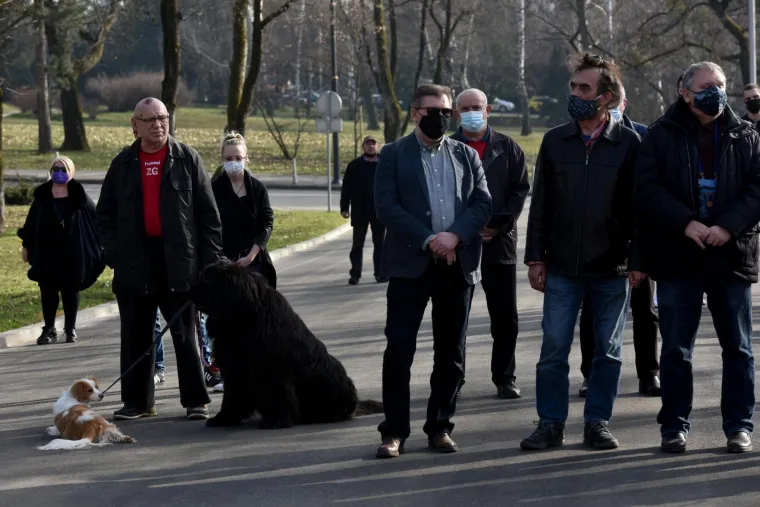 Sprovod rukometnog trenera Zlatka Saračevića na Mirogoju