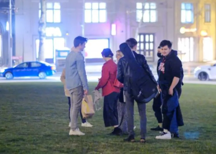 Razgovor, druženje, pokoje piće: Ovo je, kažu, 'mirnija verzija mladih' vikendom