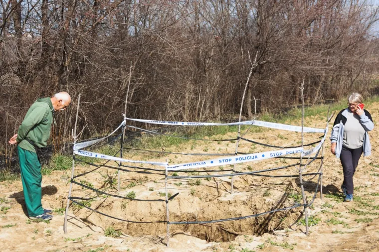 Rupa u zemlji otvorila se i u Islamu Grčkom!