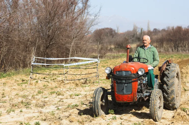Rupa u zemlji otvorila se i u Islamu Grčkom!