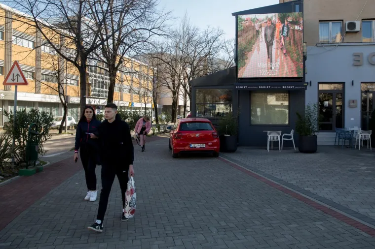Legendarna fotografija na kafiću: Ovako je Mostar odao počast zagrebačkom gradonačelniku Bandiću