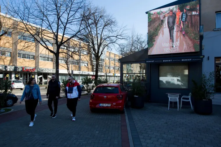 Legendarna fotografija na kafiću: Ovako je Mostar odao počast zagrebačkom gradonačelniku Bandiću