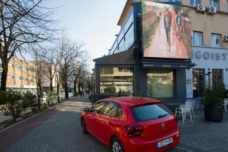 Legendarna fotografija na kafiću: Ovako je Mostar odao počast zagrebačkom gradonačelniku Bandiću