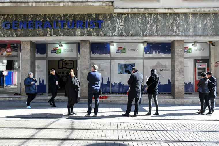 Knjiga žalosti za Bandića u Pra&scaron;koj