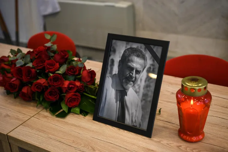 Knjiga žalosti za Bandića u Pra&scaron;koj