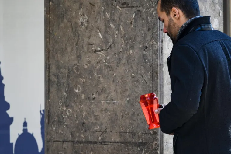 Knjiga žalosti za Bandića u Pra&scaron;koj