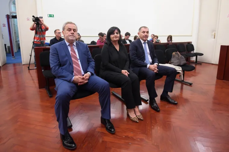 19.10.2018., Zagreb - Na Županijskom sudu u aferi &scaron;tandovi održala se objava nepravomoćne presude Milanu Bandiću, Ivici Lovriću i Zdenki Palac. Milan Bandić i ostali optuženi nepravomoćno su  oslobođeni