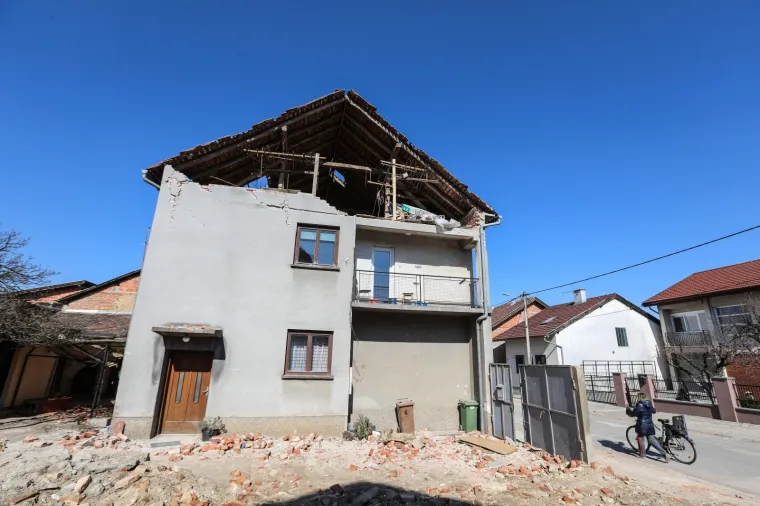 Pro&scaron;lo je vi&scaron;e od dva mjeseca od potresa u Sisačko-moslavačkoj županiji, pogledajte kako Petrinja izgleda danas