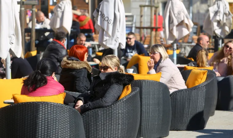 Građani &scaron;irom Hrvatske uživali na terasama u svojem omiljenom kafiću