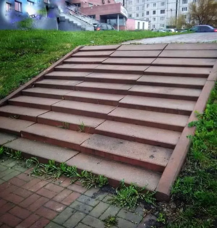 ZAŠTO NAM SE ČINI DA SU POSAO DOBILI PREKO VEZE? Obnova i dalje čeka, ali neće valjda uzeti ove majstore