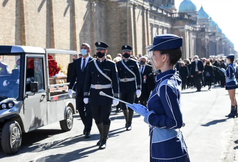 Povorka do posljednjeg počivali&scaron;ta gradonačelnika Milana Bandića