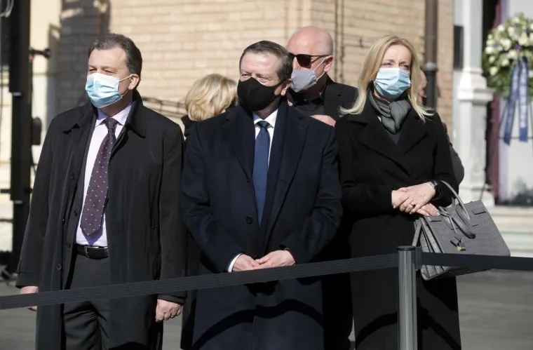 Pogledajte tko je sve do&scaron;ao na sprovod Milana Bandića