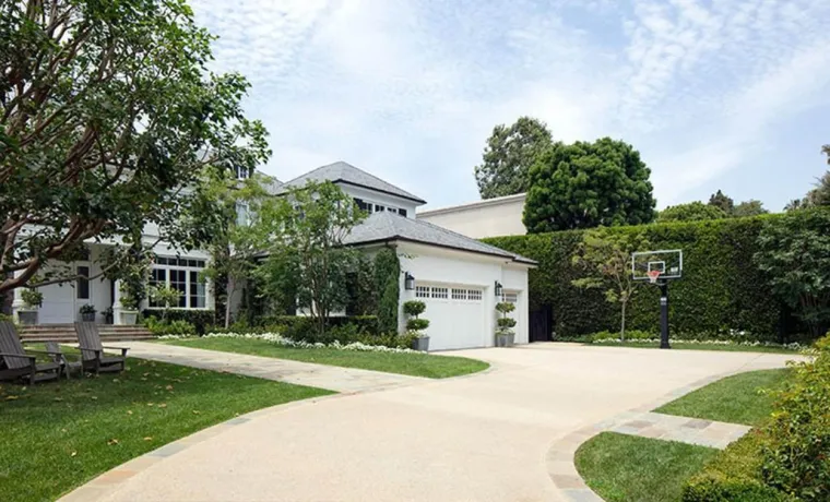 U kući se nalazi knjižnica, teretana, bazen i sauna. Foto: Profimedia