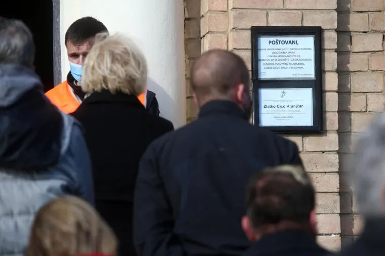 Stotine ljudi oprostile se od Cice: Na Mirogoju pokopan Zlatko Kranjčar