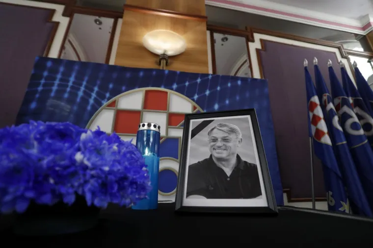 U petak u podne započinje komemoracija za prerano preminulu legendu hrvatskog nogometa i Dinama, Zlatka Cicu Kranjčara. Komemoracija, koja se održava u zagrebačkom hotelu Westin, je zatvorena za javnost i sudjelovat će moći samo Dinamo, Kranjčarova obitelji i prijatelji.