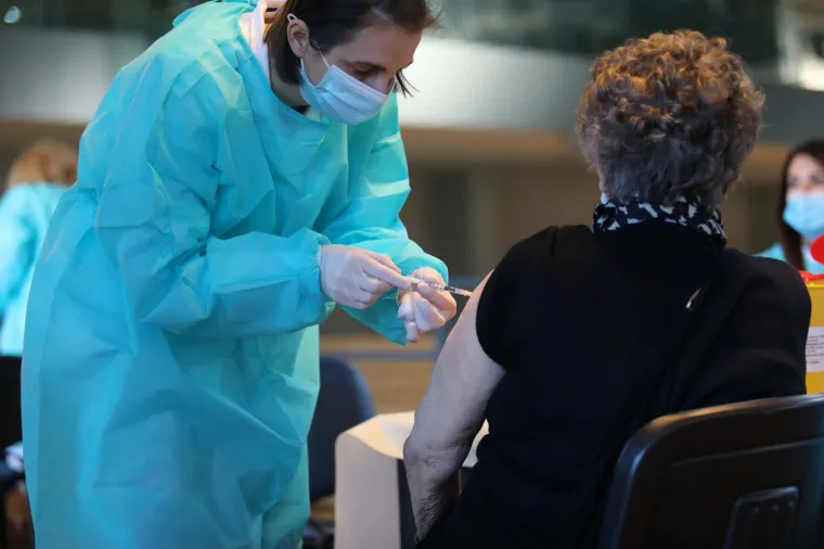 Započelo masovno cijepljenje građana