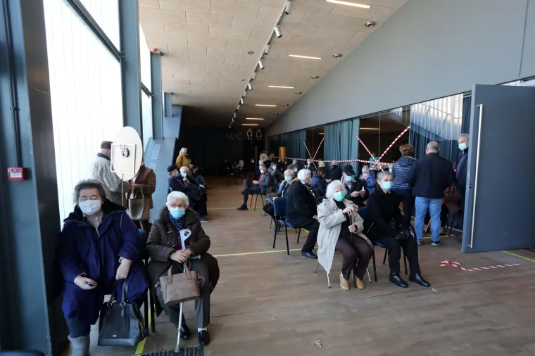 Započelo masovno cijepljenje građana