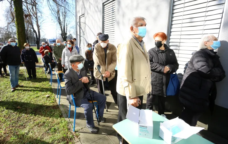Započelo masovno cijepljenje građana
