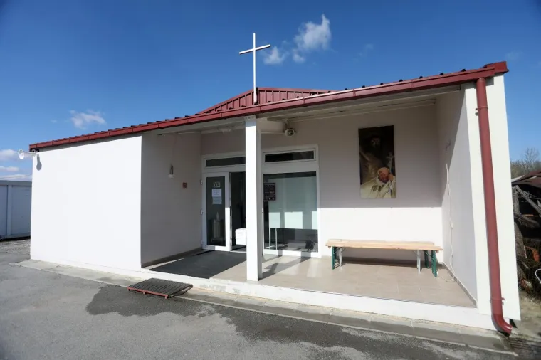 Mlada ljubav vraća nadu u porušenom gradu: Katarina i Marin prvi su par koji se vjenčao u Petrinji nakon razornog potresa