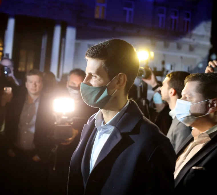 POGLEDAJTE KAKO JE  ĐOKOVIĆ PROSLAVIO POVIJESNI USPJEH: Beograd je sinoć gorio; 'Volim vas i jo&scaron; jedno veliko hvala'