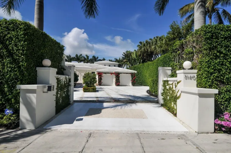 POGLEDAJTE U KAKVOJ SU KUĆI ŽIVJELI PIQUE I SHAKIRA: Sad ju žele prodati, no cijena je previsoka gotovo za svakoga