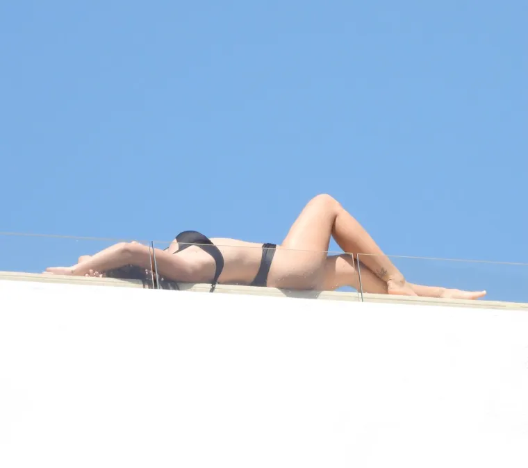 Biv&scaron;u djevojku Cristiana Ronalda Desire Cordero fotoobjektivi uhvatili su u goli&scaron;avom snimanju.