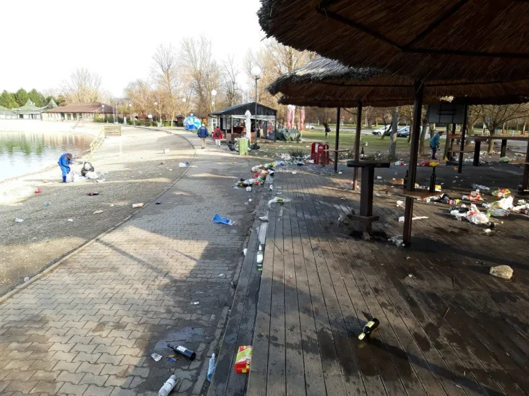 Kako izgleda Jarun nakon okupljanja mladih? Hrpetina smeća, smrad...