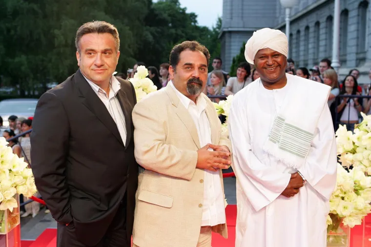 23.05.2006., Zagreb - Casopis Story proslavio je 4. rodjendan zabavom u muzeju Mimara na koji su pozvane brojne osobe iz javnog zivota. Damir Folnegovic, Zeljko Pervan, Ahmed El Rahim. 
Photo: Slavko Midzor/PIXSELL