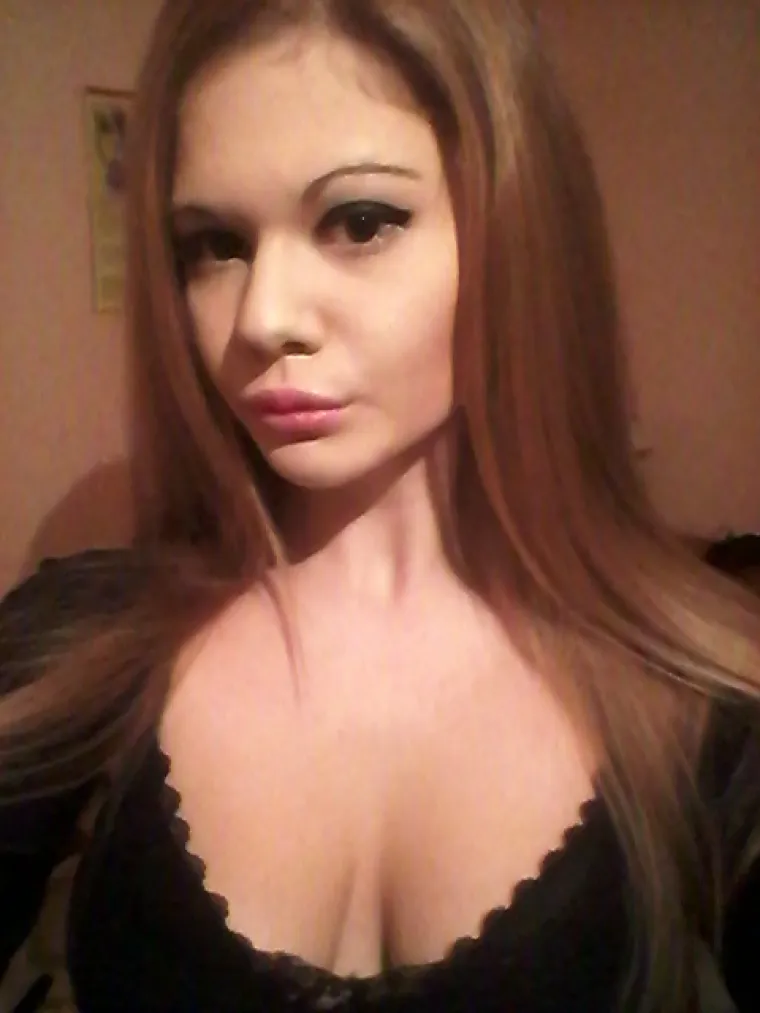 Andrea Ivanova bila je normalna djevojka, lijepa brineta - dok nije otkrila plastične operacije i postala opsjednuta lutkicom Barbie.